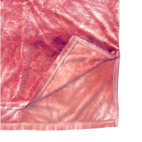 Umgee Pink Velvet Short Sleeve Oversized Short Sleeve Pullover Top Medium - Picture 9 of 9